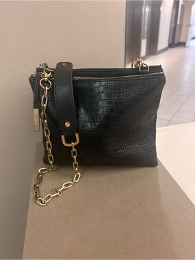 Remi & reid Croc-Embossed Black Crossbody Bag with Gold Chain Strap